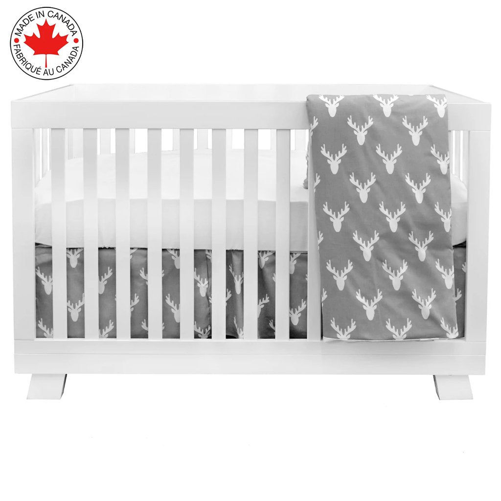 BEBELELO- 4 PIECES BEDDING BABY GRAY AND WHITE WITH A PATTERN OF MOOSE - # 460