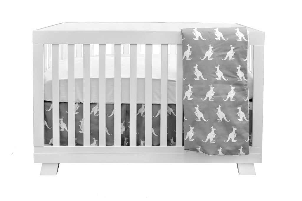 BEBELELO- 4 PIECES BEDDING BABY GRAY AND WHITE WITH A PATTERN OF KANGAROO - # 470